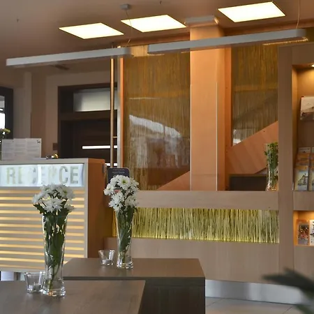 酒店 乌克兹齐酒店